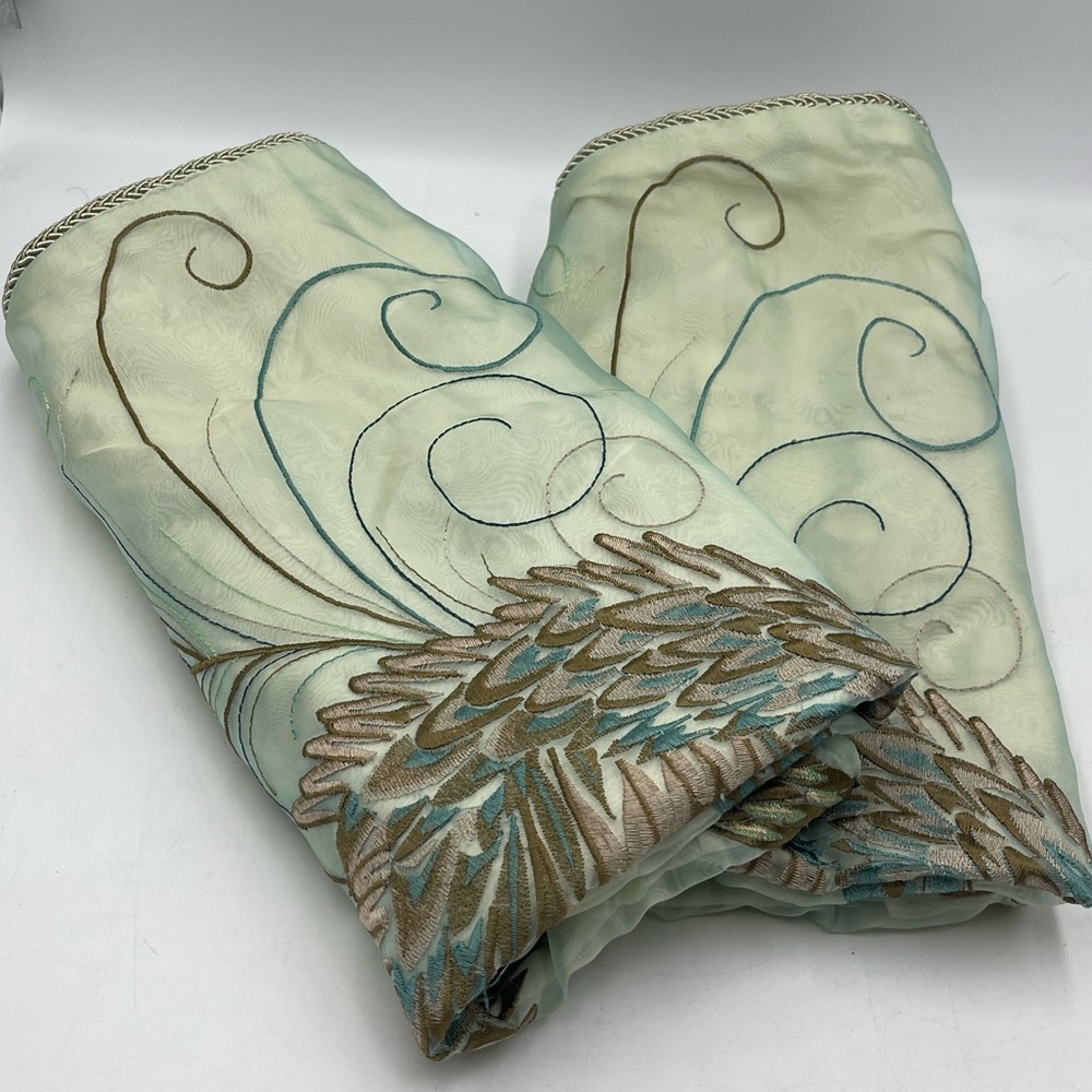 REBA - RN 125728: Peacock Green Embroidered Pillow Shams (20”x 26”) w/Rope Edge